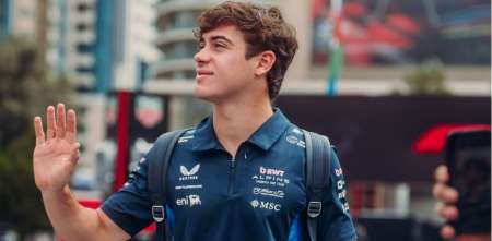 F1: ¡Hola Franco! Colapinto ya está en las calles de Bakú