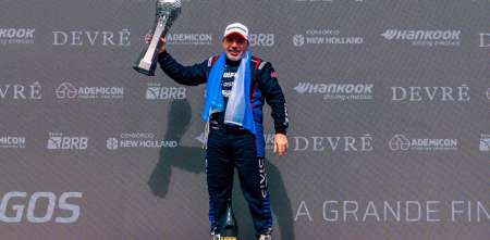 TCR South America: Adrian Chiriano, campeón de la Copa Trophy: "Corrí 19 finales peleando y hoy sólo tenía que llegar"