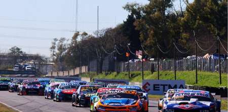 La historia de dos debutantes: el joven piloto que correrá con una escuderia nueva en el TC