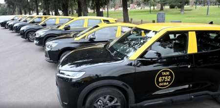 La Ciudad de Buenos Aires impulsa los taxis eléctricos con créditos de hasta $28 millones