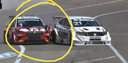 ¿Debió haber sido sancionado Rossi tras el toque a Rodríguez en El Zonda?