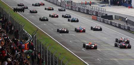 La FIA explicó el fallo de software que provocó pérdidas de potencia en el GP de Malasia