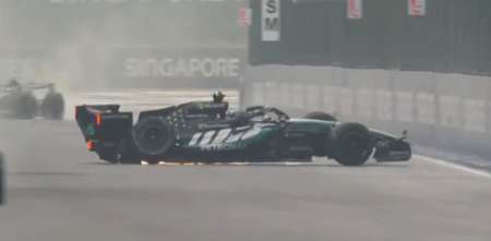 Russell perdió el control del Mercedes y chocó en solitario en la Sprint del GP de Singapur de F1