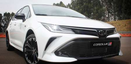 Toyota lanzó el Corolla GR-Sport en la Argentina