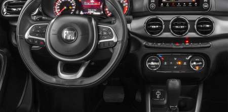 Fiat actualizó al Cronos con un estirpe deportivo