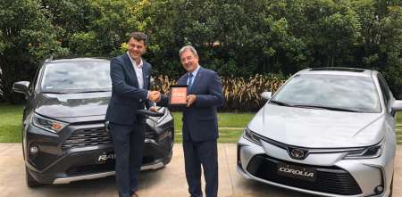 Toyota se acerca a la fabricación de la Hilux electrificada