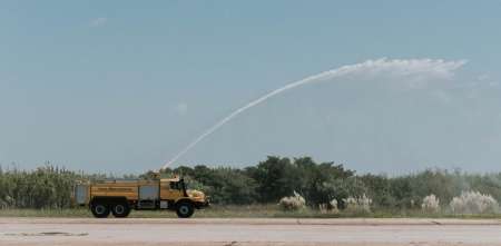 Mercedes-Benz entregó camiones Zetros a la Fuerza Aérea Argentina