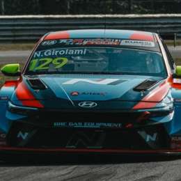 TCR World Tour: Girolami se impuso en la primera carrera; Ehrlacher logró coronarse de manera anticipada