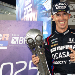 TCR South America: ¡Leo Pernía se coronó campeón en Cuiabá!