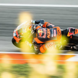 Moto3: Perrone fue 10° y Morelli 12° en el cierre de la temporada en Valencia