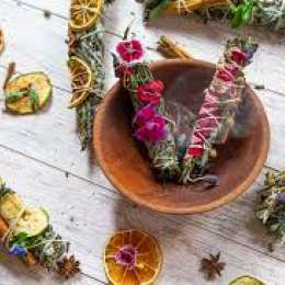 Salud y bienestar: guía definitiva para sahumar tu casa y desterrar las malas vibras