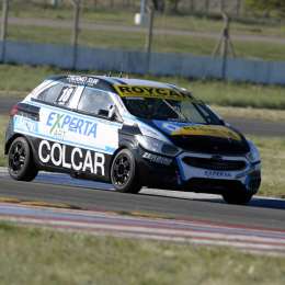 Canapino, tras la definición del campeonato del Turismo Pista: "Salí a correr a fondo y en un toque perdí todo"
