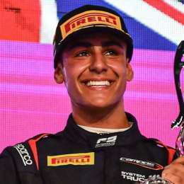 F1: ¿Quién es Lindblad, el "nuevo Verstappen" que correrá en Racing Bulls en 2026?