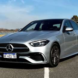 Mercedes-Benz analiza devolver lo cobrado por el impuesto interno si el Gobierno lo suprime