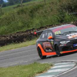 Christian Romero logró su quinto campeonato en la Fiat Competizione en Junín