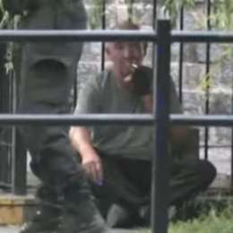 Un taxista borracho chocó contra un poste de luz en el barrio porteño de San Telmo