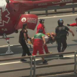 Un auto y una moto chocaron en un impactante accidente en la autopista 25 de Mayo