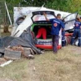 ¡Impactante! Un piloto de la Clase 2 del Turismo Pista se estrelló y rompió el muro del Mouras de La Plata