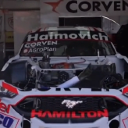 TC: ¡Todo listo! El Mustang de Werner llegó a El Calafate