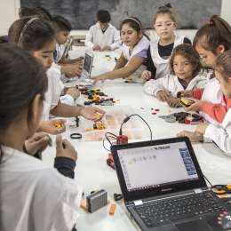 Educación digital y brecha tecnológica: balance post pandemia