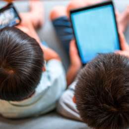 Salud y bienestar: ¿Por qué los 3 años son la "zona crítica" frente a las pantallas?