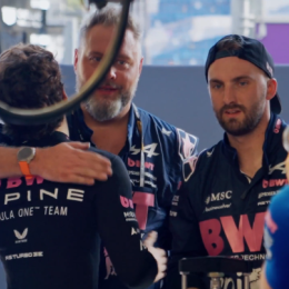 F1: el pedido de disculpas del mecánico de Alpine a Colapinto por tocar el auto en la grilla