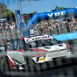 Evgenii Leonov, el piloto ruso que debutó en el TC2000 en el Callejero de Buenos Aires: "Fue una carrera muy intensa"