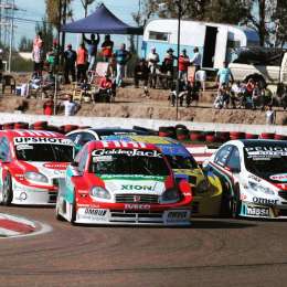 Peleó contra los consagrados del TC2000, pero su vida dio un vuelco y hoy ve de lejos el automovilismo