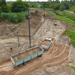 ¿Qué obra se está realizando en la Autopista La Plata-Buenos Aires y cómo avanza?