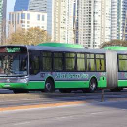 ¿Hay paro? El Gobierno pactó una reunión con las empresas de colectivos para el 9 de abril