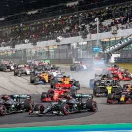 La Fórmula 1 vuelve a girar en Nürburgring con Mercedes y McLaren