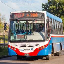 Las líneas de colectivo que siguen de paro en medio de las negociaciones con el Gobierno
