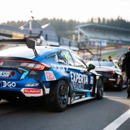 TCR Europe Cup: Leonel Pernía se subió al podio con un gran P2 en Spa