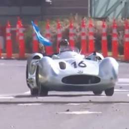 F1: con un casco similar al que usaba Juan Manuel Fangio y la bandera Argentina, así giró Franco Colapinto a bordo de la "Flecha de Plata"