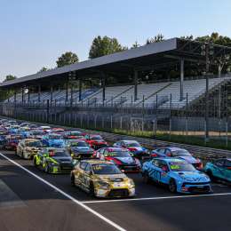 TCR World Tour: con la continuidad de Guerrieri y el debut de un joven argentino, el Mundial de Turismo arranca en Misano