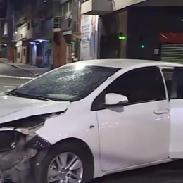Un fuerte choque entre dos autos complica la circulación del tránsito en Almagro este domingo