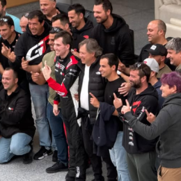 La alegría de Juan Cruz Yacopini en el recuentro con su equipo tras su accidente