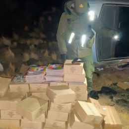 Volcó tras evadir un control policial mietras contrabandeaba álbumes y figuritas del Mundial 2026