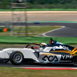 F4 Italiana: Thiago Palotini protagonizó un accidente en Vallelunga y no será de la partida en la segunda fecha