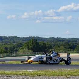 F4 Italiana: Federico Díaz Quaglia completó la primera carrera en Vallelunga