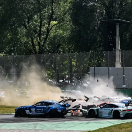 ¡Impactante! El fuerte accidente en la largada del GT World Challenge en Monza, con dos argentinos como espectadores