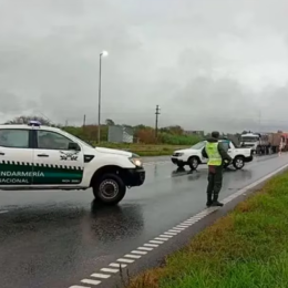 Un accidente múltiple en la Ruta 12 dejó cuatro muertos y al menos cinco heridos