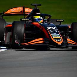 F2: Varrone remontó una largada complicada y terminó 10° en la Sprint de Barcelona