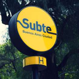 La Línea H de Subte interrumpió su servicio por falta de suministro eléctrico
