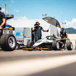 F4 Italiana: el Alpha 54 Racing cerró un viernes alentador en Mugello