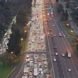 Atropellaron a una persona que cruzaba la Panamericana a la altura de Avenida Márquez