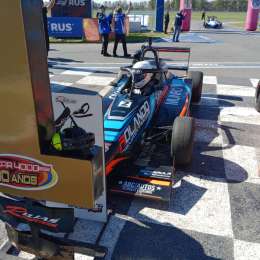 Fórmula Uno Argentina: Johansen hizo la pole y Trouboul ganó la primera final en La Plata