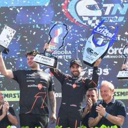 Con el triunfo que encontró en Río Cuarto ¿A cuántos puntos quedó Santero de Canapino en el campeonato de la Clase 3 del TN APAT?