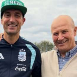 Lionel Scaloni y su cariño por Juan Antonio De Benedictis: "Lo disfruté mucho, él no tenía miedo arriba del auto"