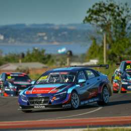 Girolami obtuvo la victoria en una accidentada Carrera 1 del TCR South America en Posadas